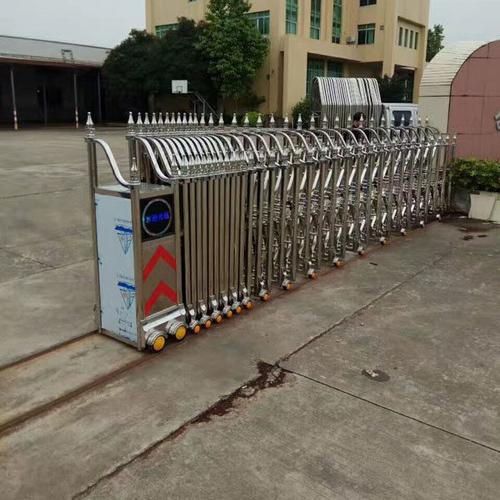 柳州恒賀門窗 供應(yīng)電動(dòng)折疊伸縮門 伸縮平移門 自動(dòng)門 卷閘門 拉閘門